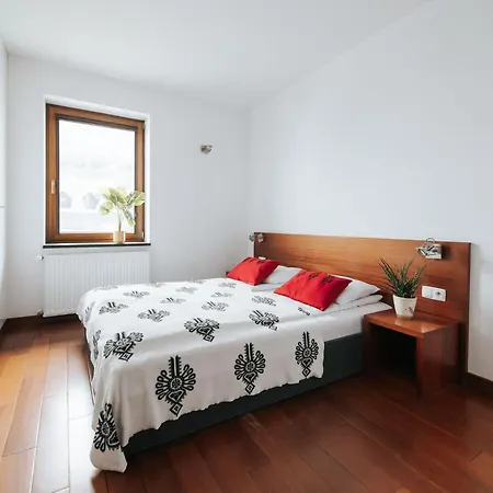 Maria 2 Bed & Breakfast 3*