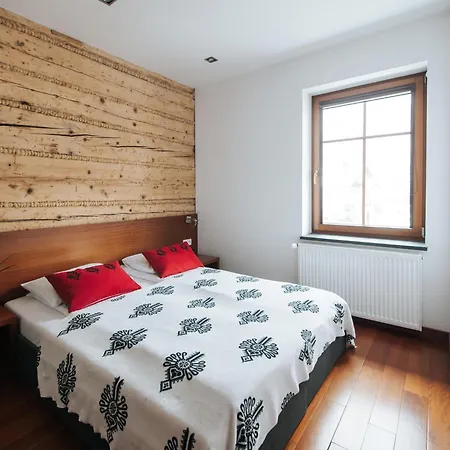 Maria 2 Bed & Breakfast 3*