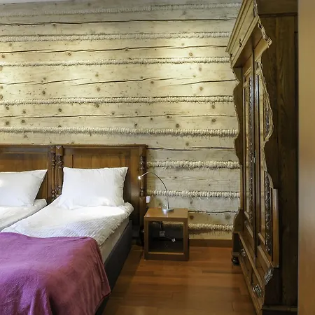 Maria 2 3* 슈차이르크