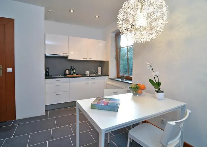 Maria 2 Bed & Breakfast 3*